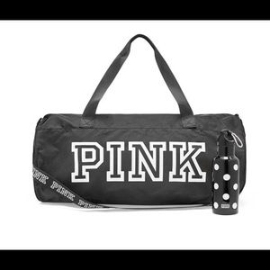 VS NWT Duffle bag with water bottle